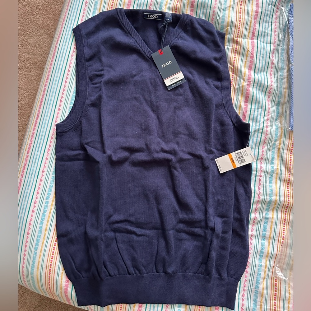 BNWT IZOD Sweater Vest